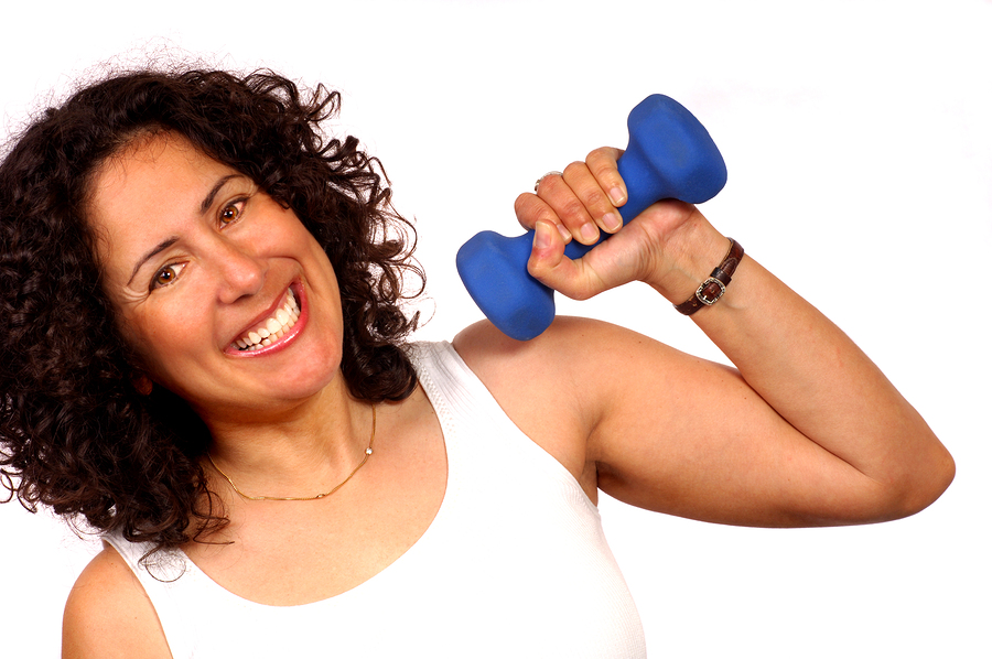 woman lifting weight